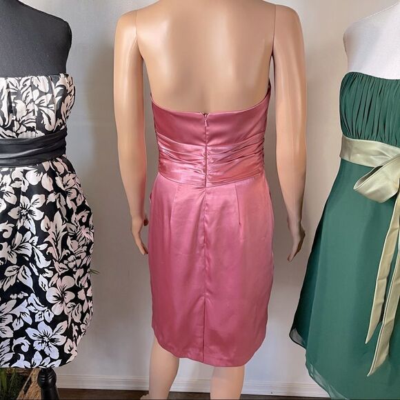 David’s Bridal Short Charmeuse Ruched Dress Size 6 - Picture 4 of 12